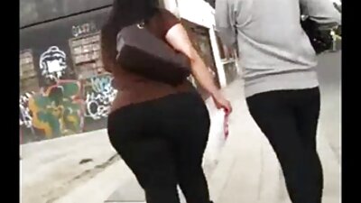 امرأة سمراء المصات أسود كبير في افلام سكس رومانسيه مترجمه عربي هذا الفيديو