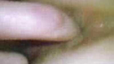 الفراخ لها أشكال جميلة ، وبالتالي فإن المخبر غش معهم افلام بورنو رومانسيه
